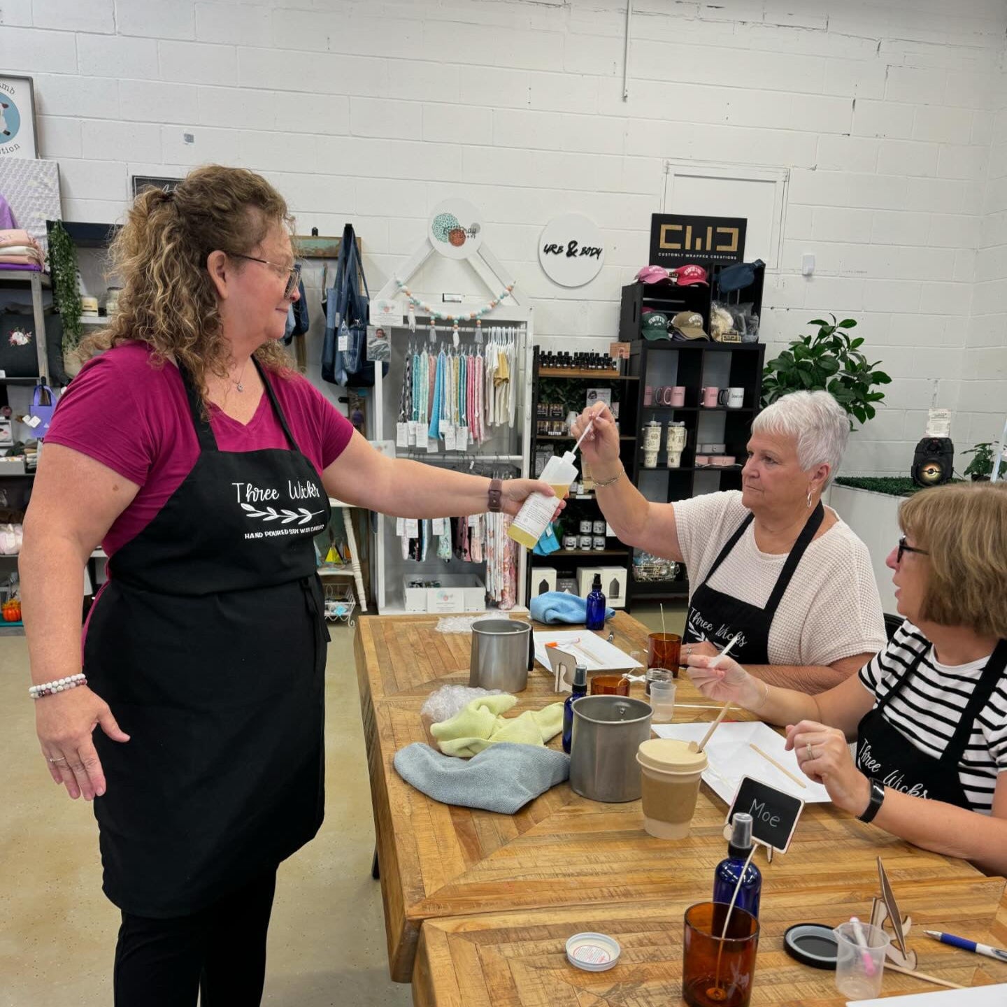 Holiday Wreath & Candle Ornament Workshop - Markets Ontario Bowmanville