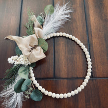 Load image into Gallery viewer, Holiday Floral Design &amp; Candle Workshop
