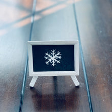 Load image into Gallery viewer, Holiday Floral Design &amp; Candle Workshop
