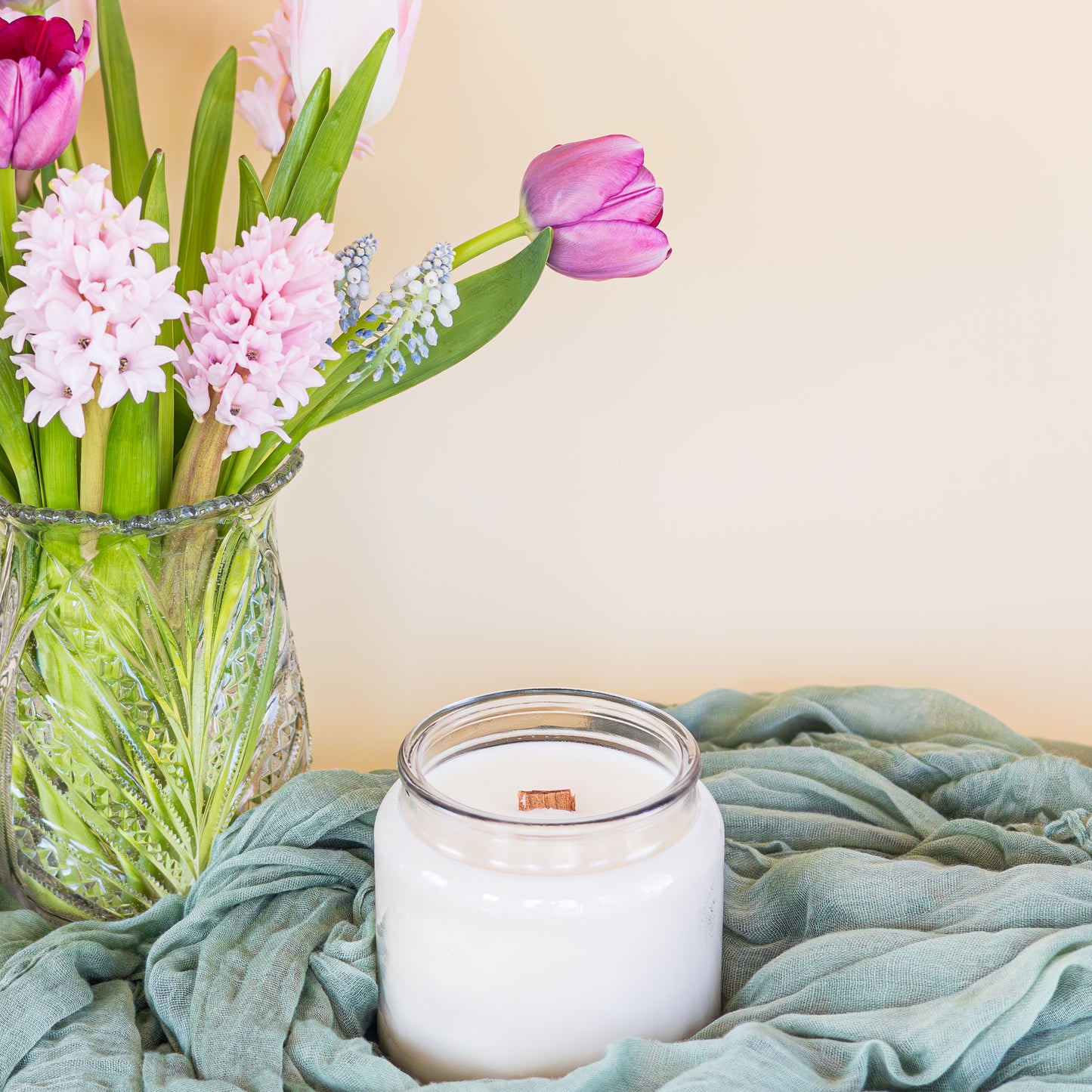 16 oz Traditional Jar Wood Wick - Spring Scents