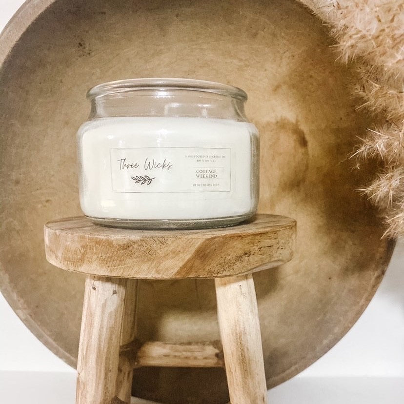 Scented soy candle in 10 oz vessel.  Scented with cottage weekend