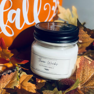 Scented candle made of soy 6 oz vessel in Autumn Spice from our Fall Collection